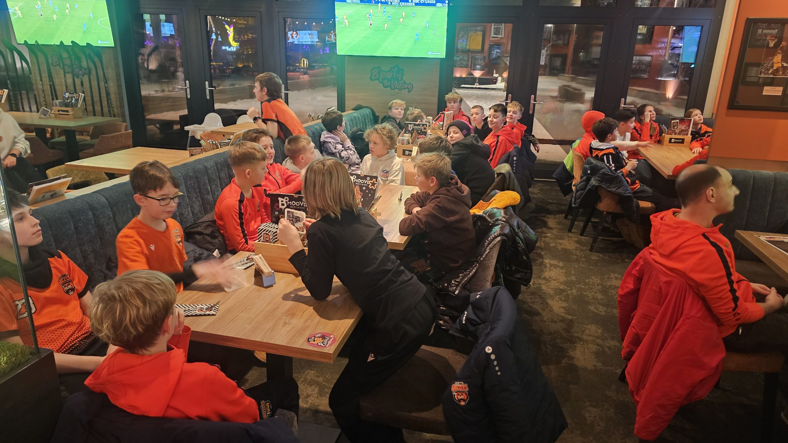 🐻 Neujahrs­bohlen mit den Young Grizzlys U13&nbsp;🏒